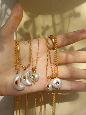 Summer Jewellery Guide: Light Pieces for Warm Weather