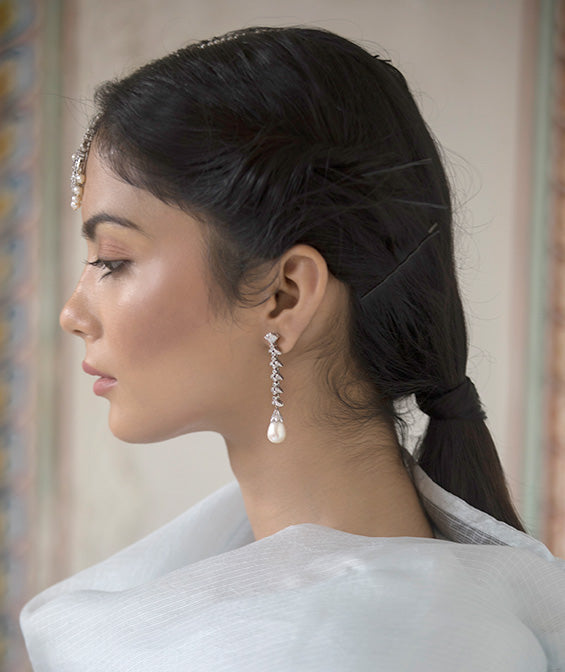 How to Choose the Right Earrings for Your Face Shape and Occasion