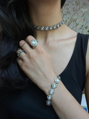 Polki vs Kundan vs Meenakari Jewellery | Differences Explained – Firuzeh Jaipur