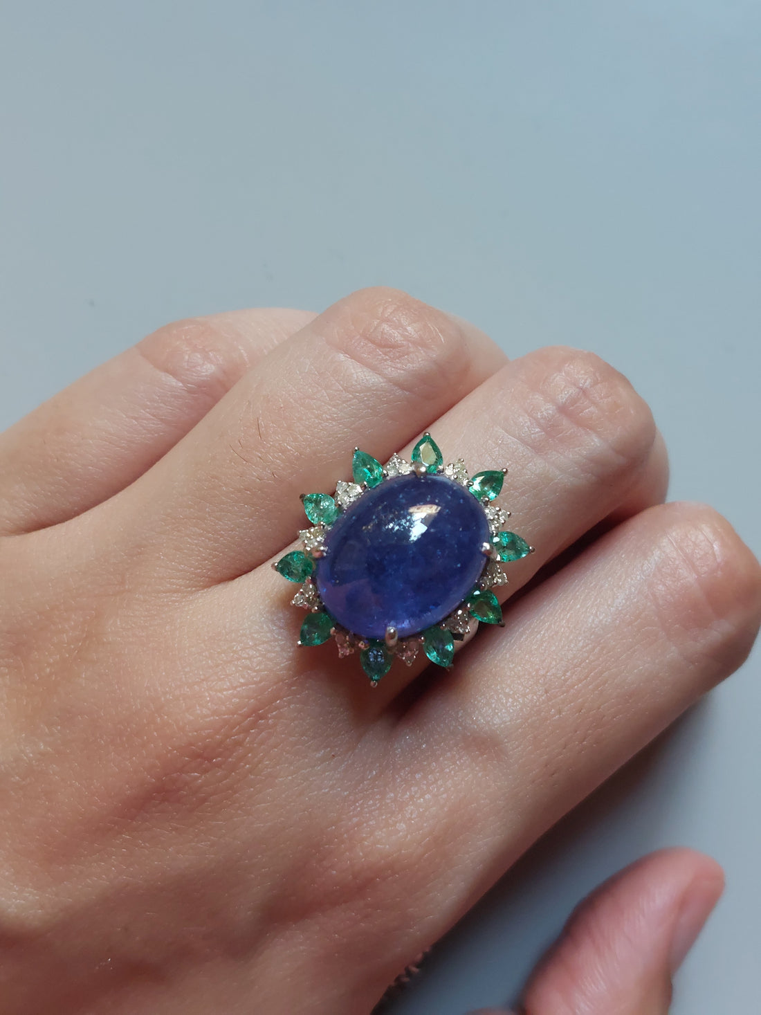 925 silver Rooh Ring with tanzanite and emerald gemstones