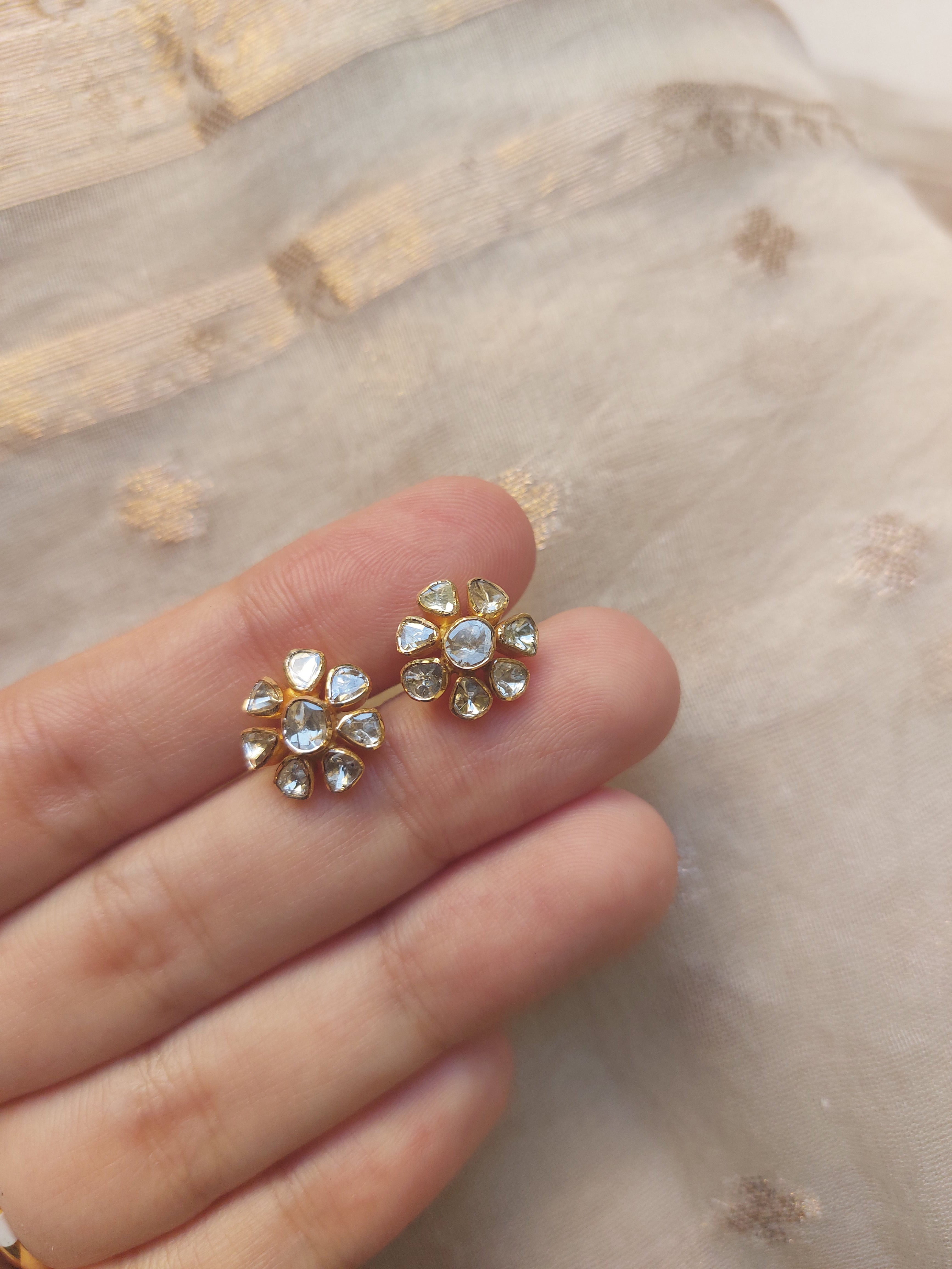 14K gold flower-shaped diamond polki earrings cluster design