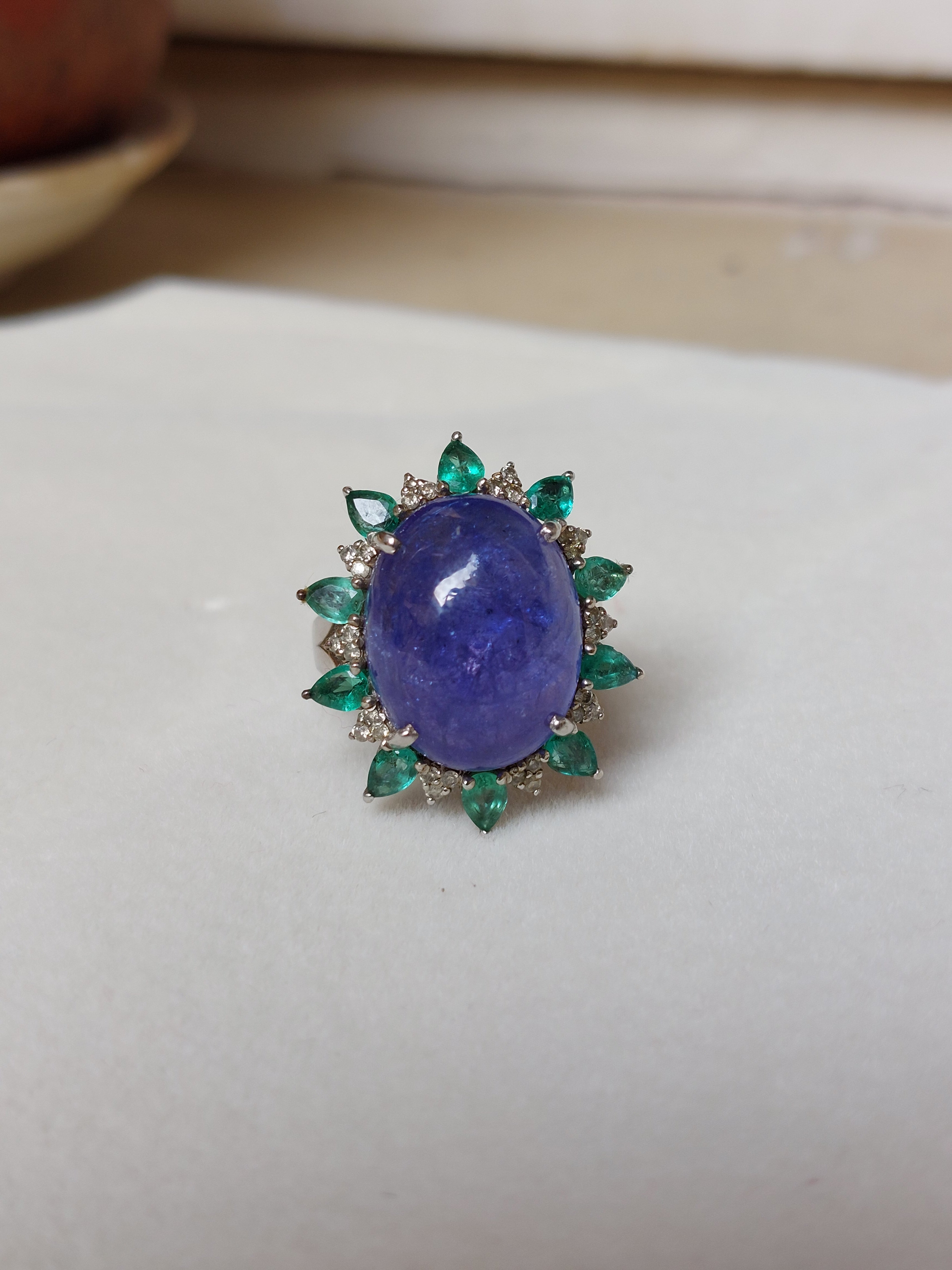 925 silver tanzanite ring with emerald and clear stones