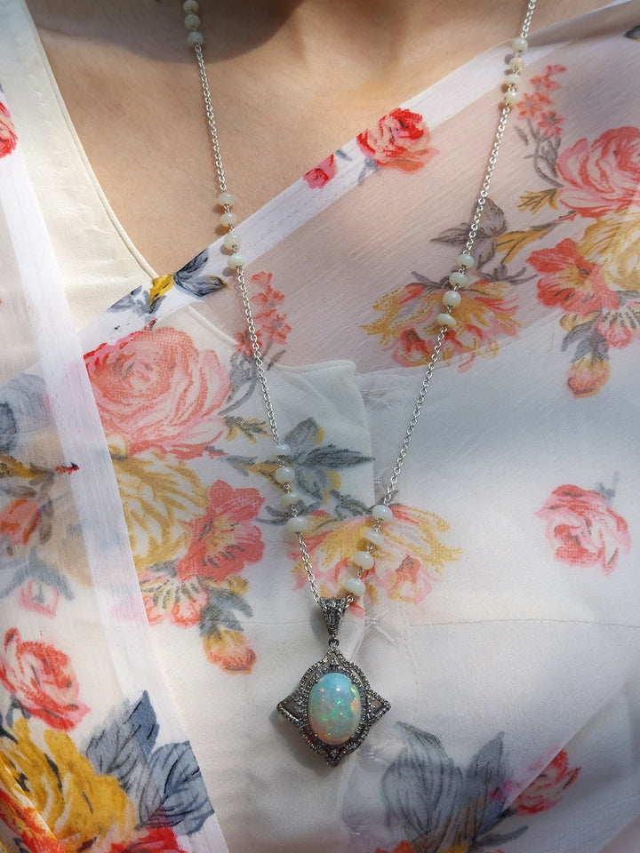925 silver opal diamond pendant close-up