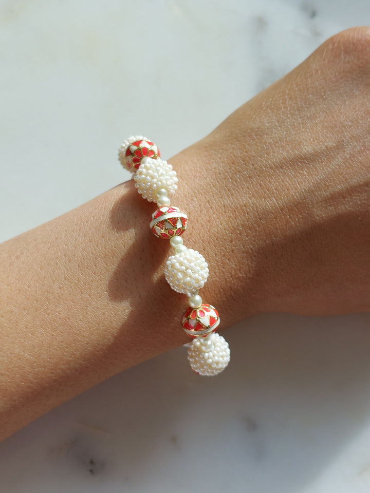 Silver alloy moti bracelet close-up detail