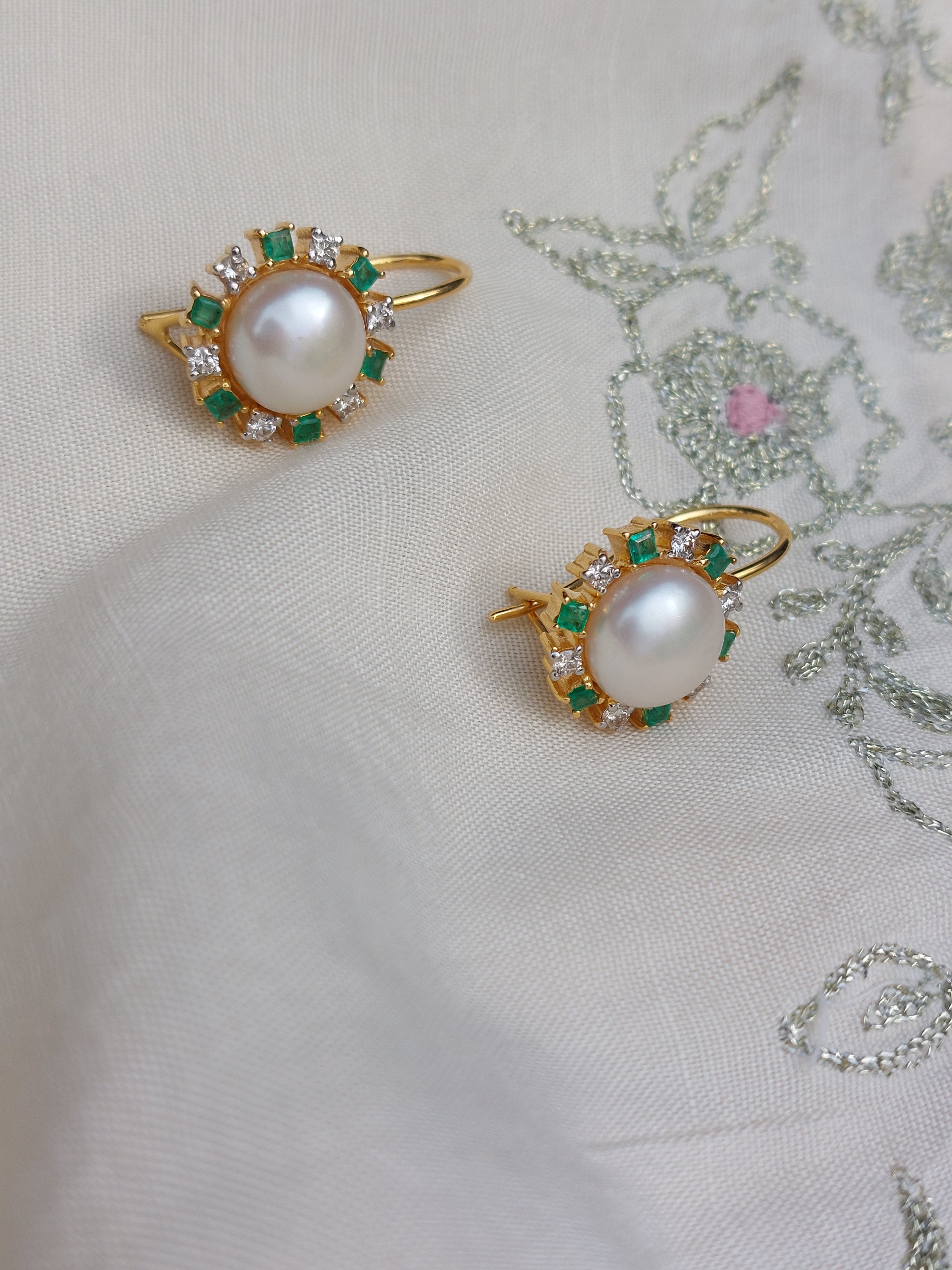 14K gold emerald pearl earrings product detail