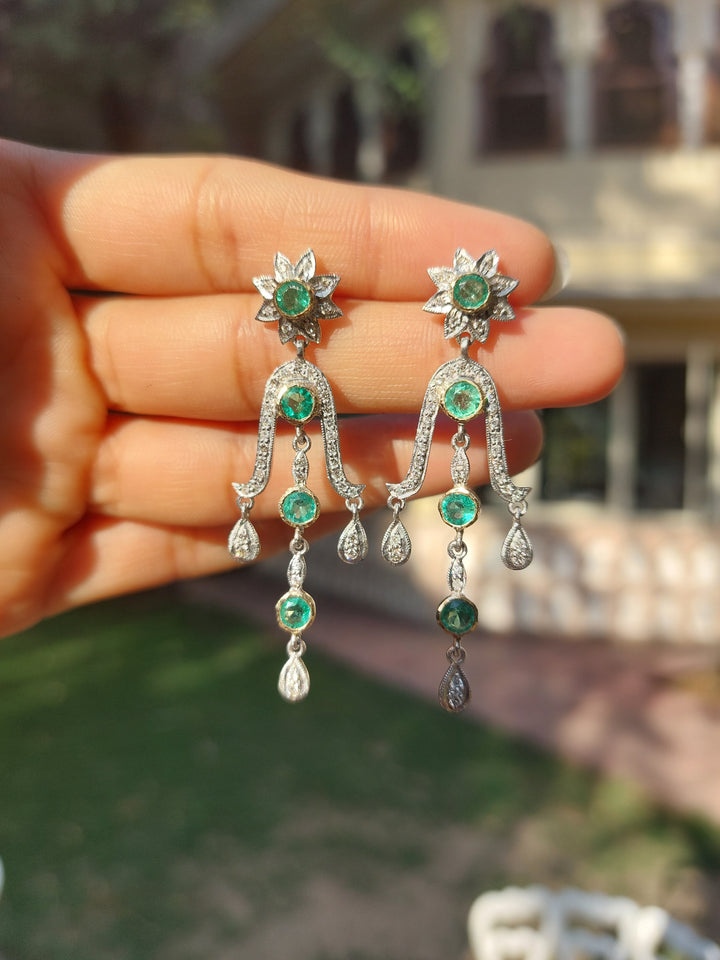 14K gold vintage chandelier earrings close-up detail