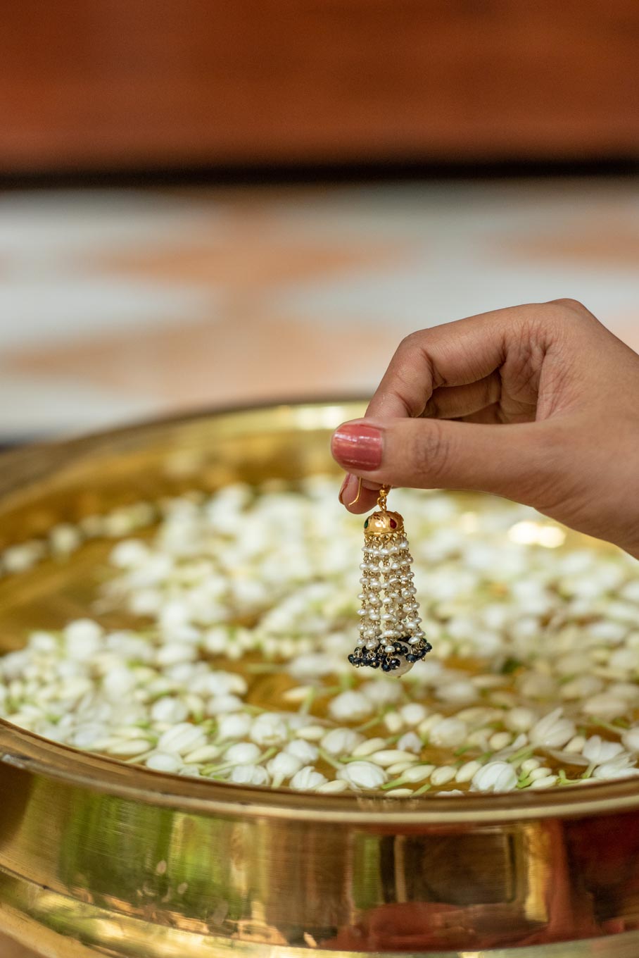 18K gold Sapphire Nabila Jhumka pearl detail with flower
