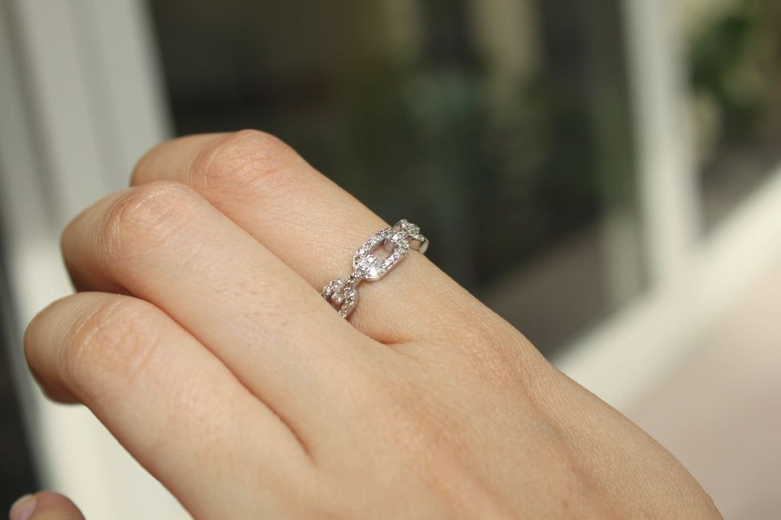 925 silver Art Deco link ring geometric design worn on finger