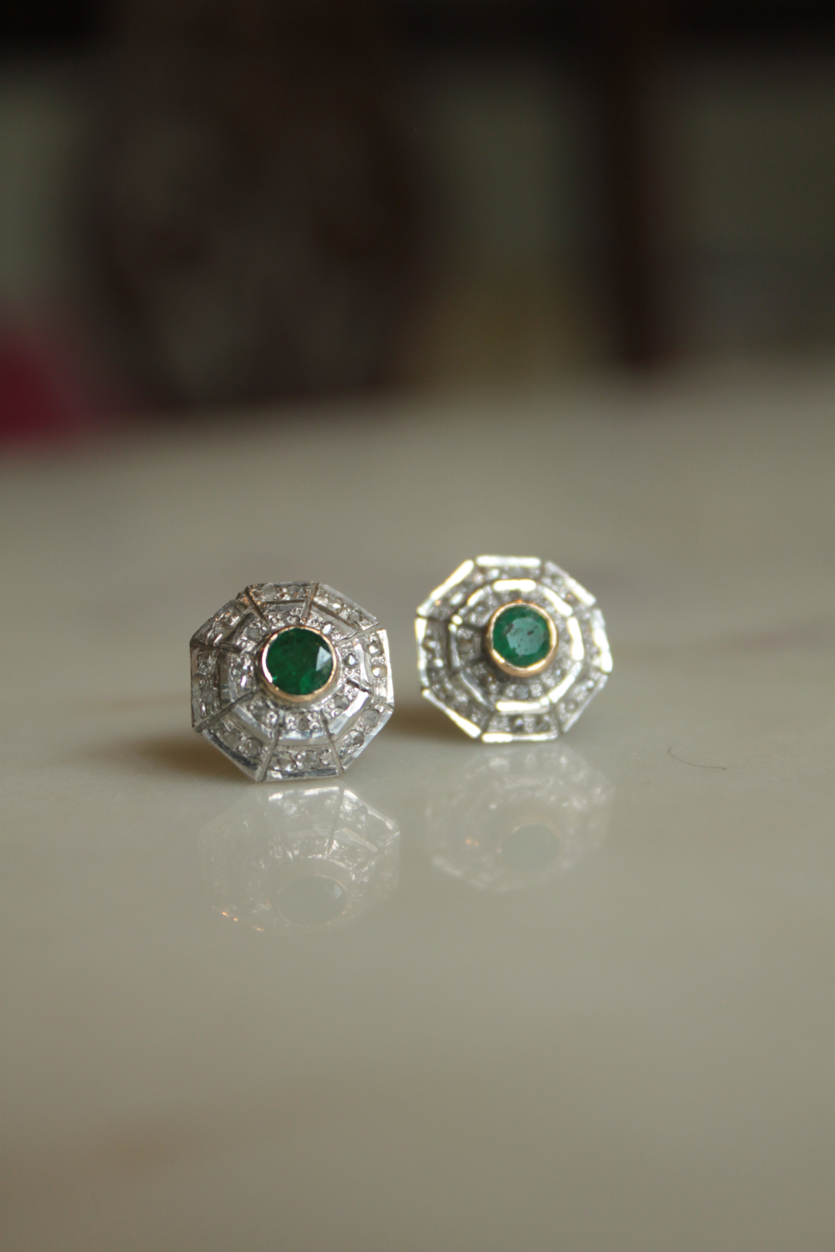 14K gold and 925 silver Art Deco emerald earrings geometric setting