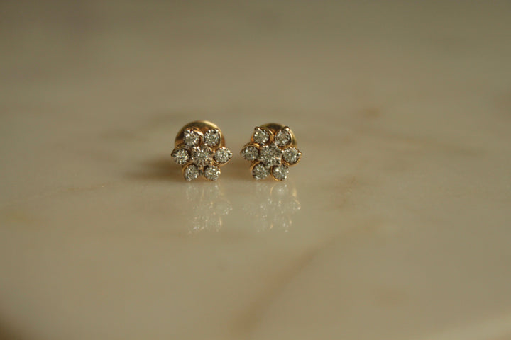 14K gold Zareen Earrings with sparkling diamond cluster